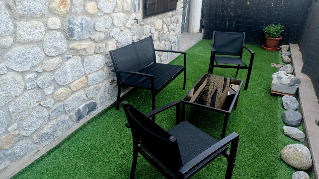 Pyros De Benas Apartment Benasque Exterior photo